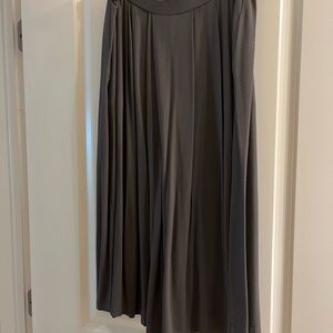 Eileen Fisher culottes size Large. Worn twice.